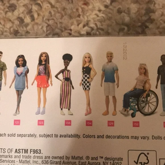 Fashionista Barbie - Picture 7 of 8